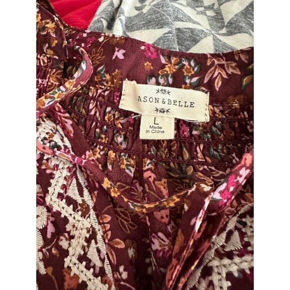 Mason and Belle Floral Flowy Burgundy Floral Blouse Size Large - Picture 7 of 7